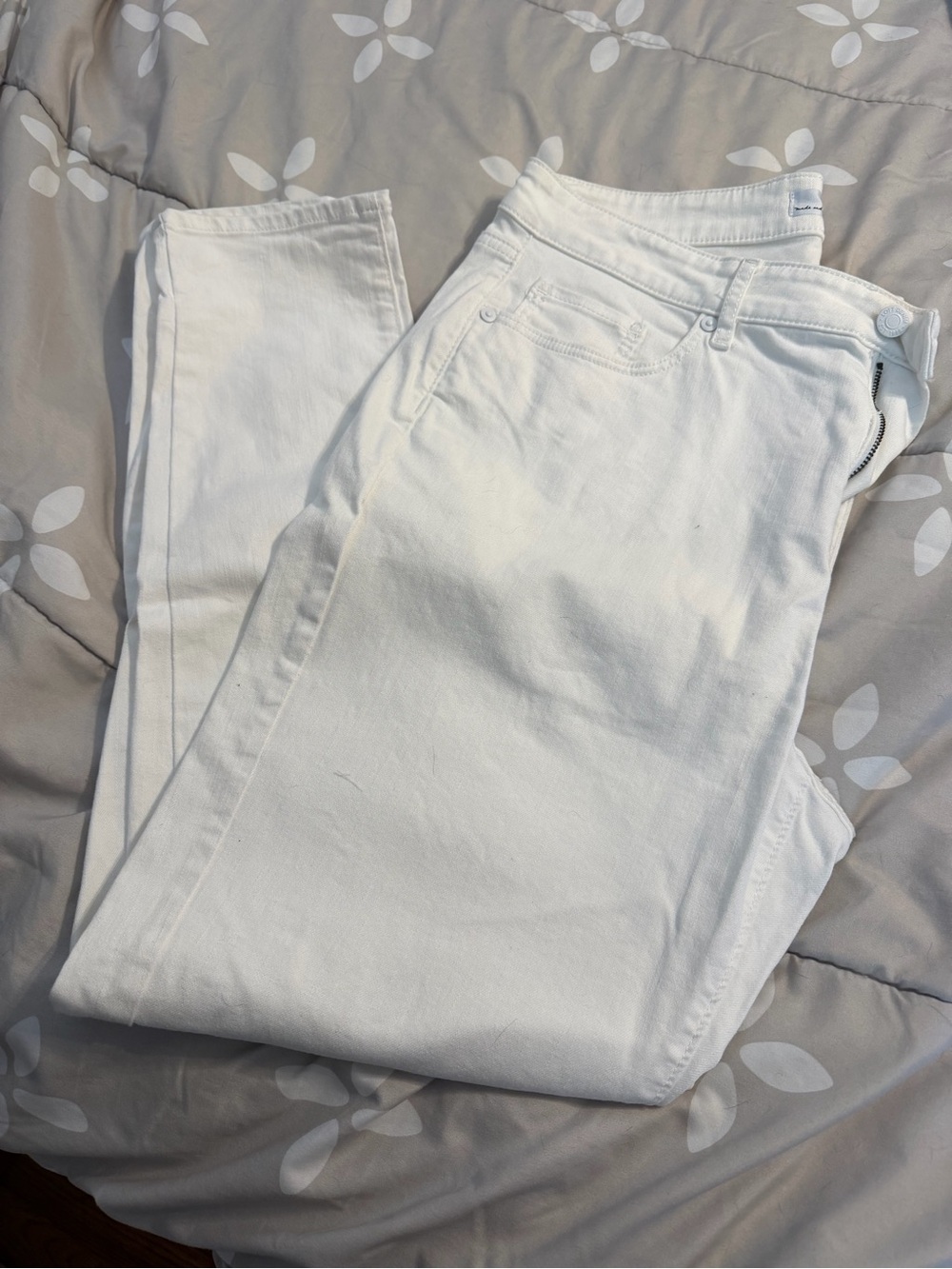 Women's White High-Rise Skinny Ankle jeans